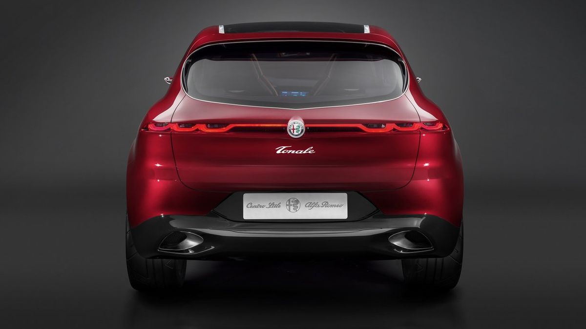 Tak prezentuje się koncept Tonale, który zobaczymy na początku przyszłego roku. Będzie "tylko" hybrydą plug-in