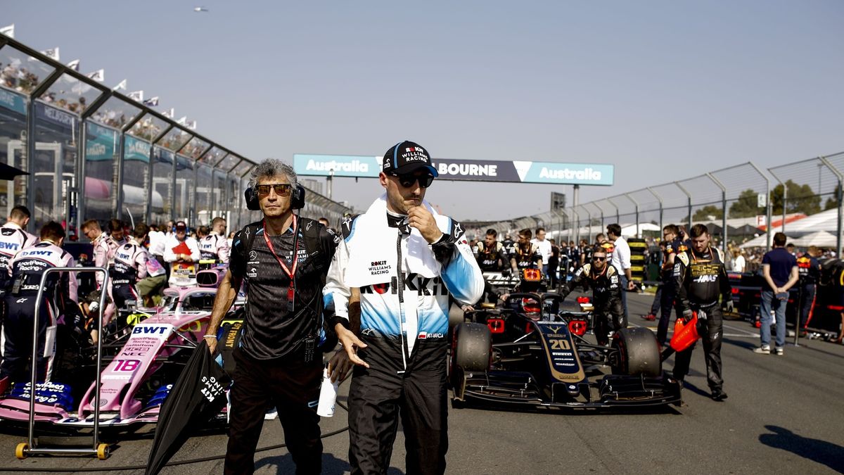 Za 10-15 zł miesięcznie możesz mieć dostęp do transmisji F1 na żywo. Zobacz, która oferta jest dla ciebie najkorzystniejsza.