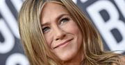 Zdjęcie Jennifer Aniston może pomóc w walce z COVID-19. Aktorka pozuje na nim bez ubrań