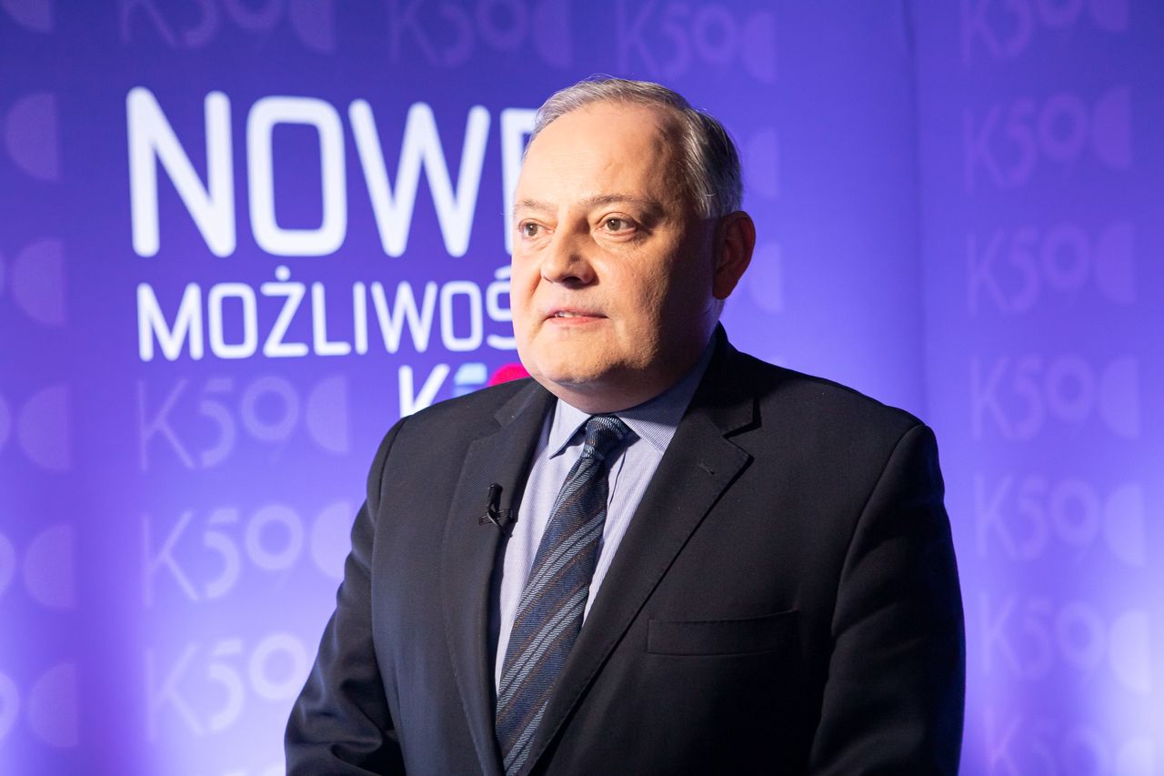 - Transformacja energetyczna i łączące się z nią zmiany to oczywiście olbrzymie wyzwanie. Tylko do 2030 r. na inwestycje przeznaczymy 75 mld zł. Kolejne projekty to następne setki miliardów złotych. Zmieniamy się – to jest proces, który już trwa – podsumowuje prezes PGE Wojciech Dąbrowski. 