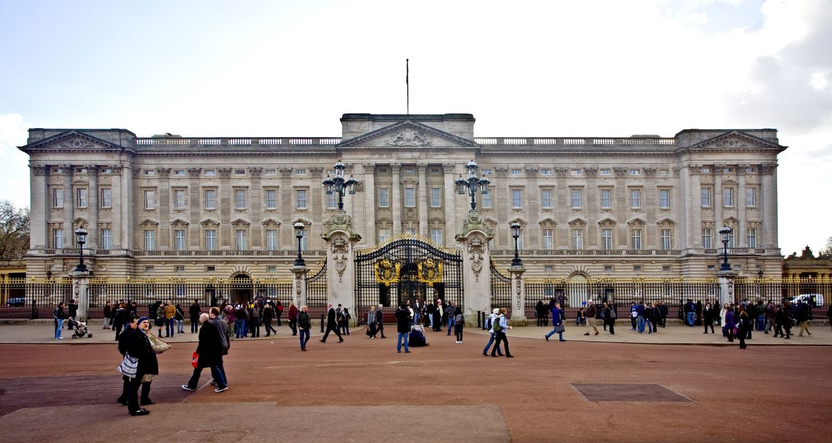 Rezydencja brytyjskiej rodziny królewskiej. Pałac Buckingham. 