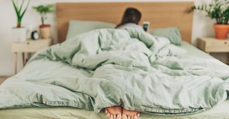 Neurobiolożka zdradziła, jak często należy zmieniać pościel. Kluczowy termin