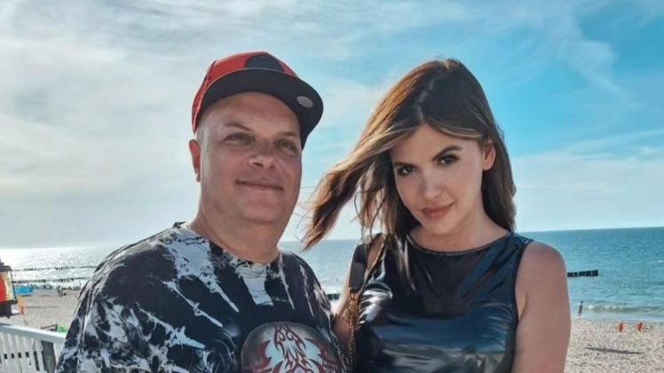 Krzysztof Skiba i jego o 26 lat młodsza narzeczona pochwalili się obrączkami 