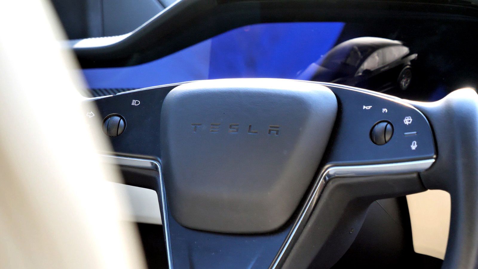 Tesla Model X Plaid