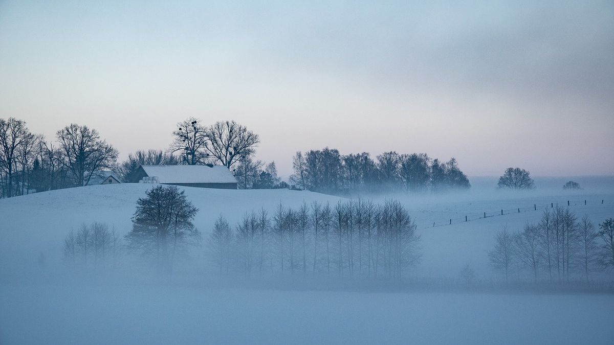 Koniec wiosennej pogody, do Polski znów wraca zima i niska temperatura