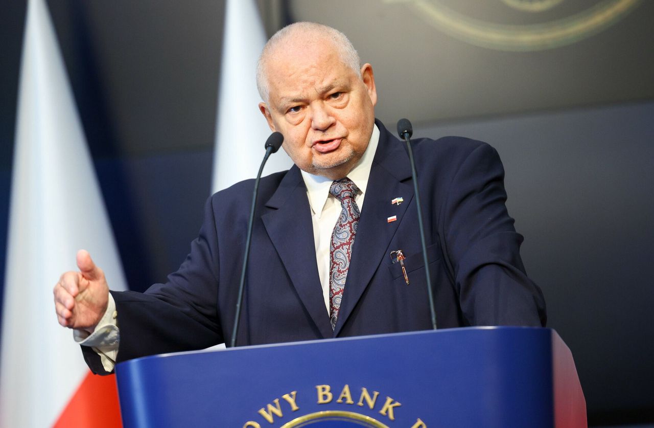 Decyzja ws. stóp w oparach niepewności. Glapiński zabrał głos