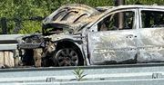 Pożar auta na autostradzie A2. Jedna osoba poparzona w szpitalu. Lądował śmigłowiec LPR