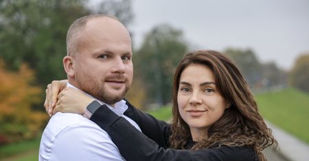 Szukają pracowników do zbioru jabłek. To oferują gwiazdy "Rolnik szuka żony"