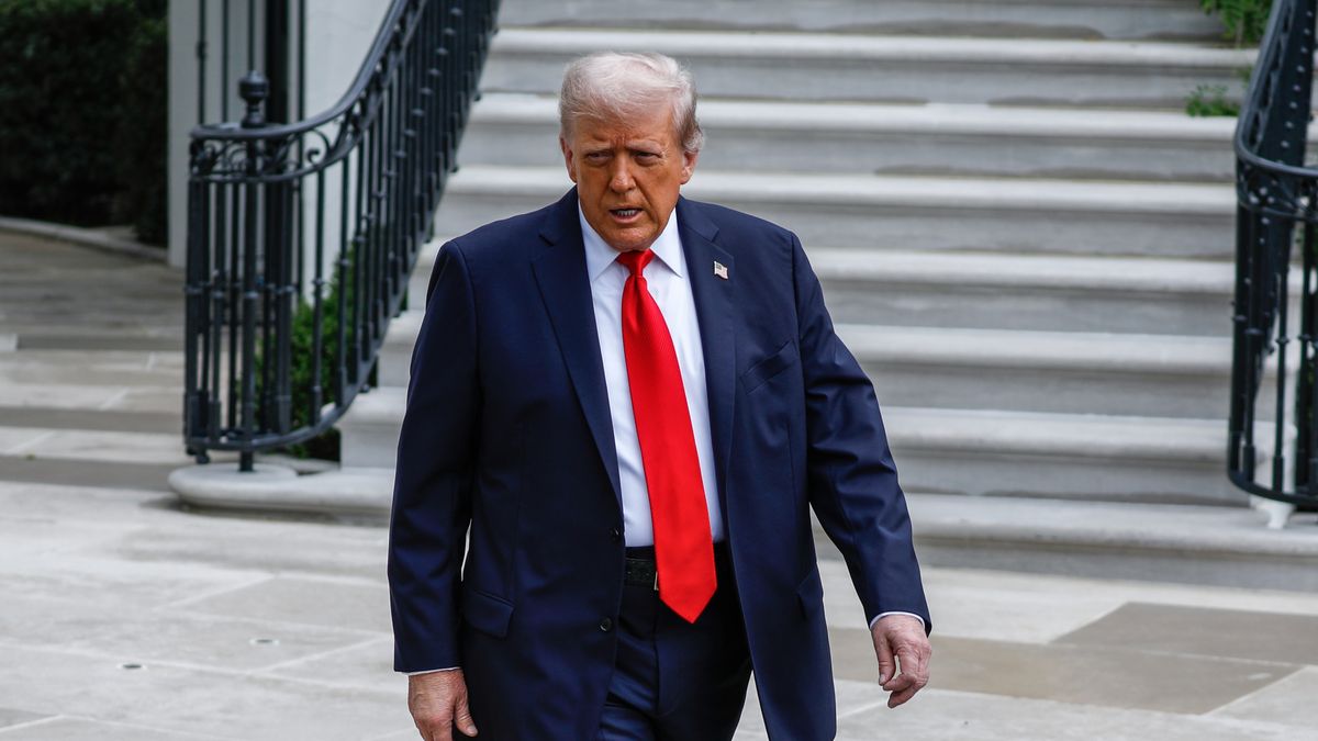 WASHINGTON DC, UNITED STATES - SEPTEMBER 7: United States President Donald Trump speaks to press before his departure at the White House to route New York to attend the US Open Men's Singles Final on September 7, 2025 in Washington, DC, United States. (Photo by Yasin Ozturk /Anadolu via Getty Images)