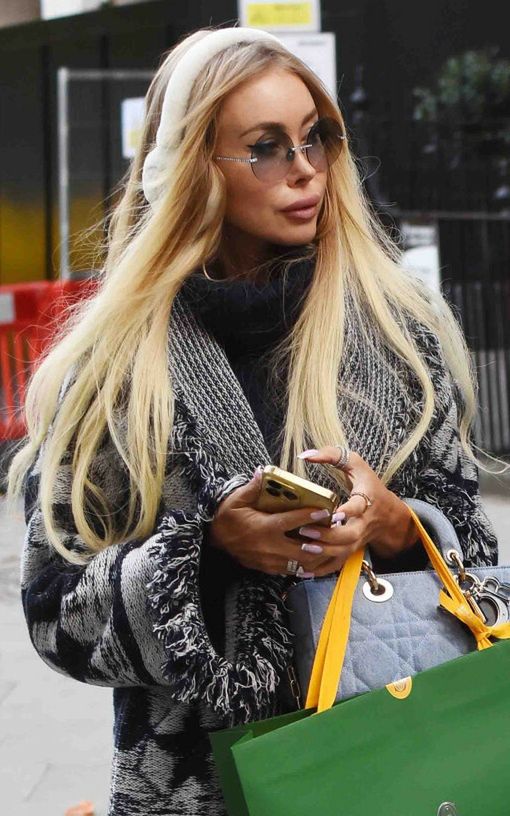 Julia Dybowska i Robert Tchenguiz idą do greckiej restauracji