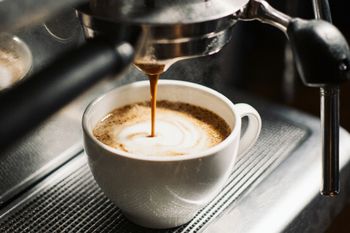 Ta kawa działa jak eliksir długowieczności. Wzmacnia serce i zmniejsza ryzyko udaru