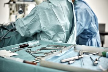 Pierwsza taka operacja w Polsce. Nadzieja dla pacjentów z alzheimerem