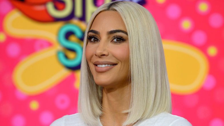 Kim Kardashian pokazała, jak wygląda jej twarz BEZ FILTRA! Widać dużą różnicę? (FOTO)