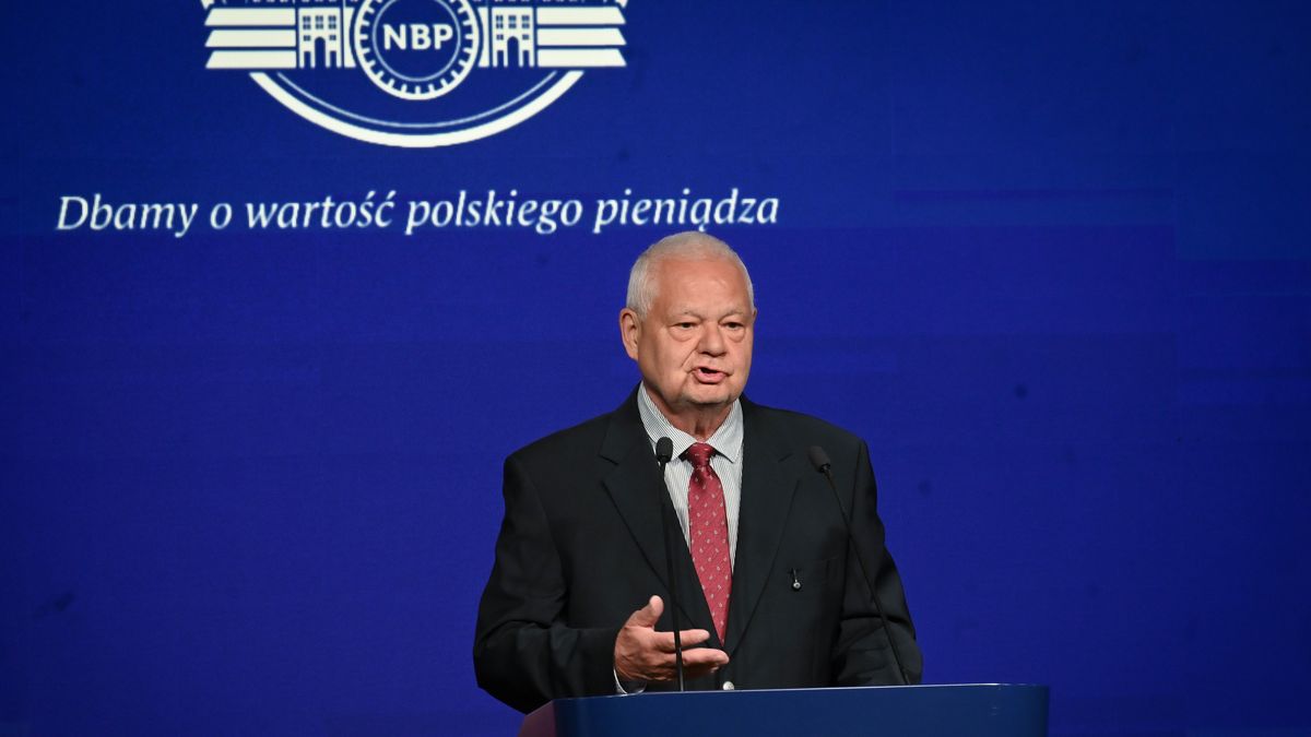 Adam Glapiński podczas konferencji