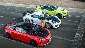 Porównanie: Czy nowe auta potrafią dać frajdę z jazdy? BMW M2, Porsche 718 Cayman GT4 RS i Alpine A110 R na Autodromie Słomczyn