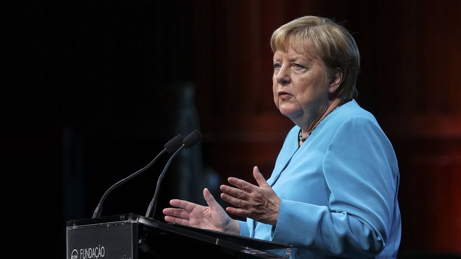 Gulbenkian Prize for Humanity ceremony in Lisbon
epa12227959 Former Germany Chancellor and President of the Jury of the Gulbenkian Prize for Humanity Angela Merkel (R) speaks at the award ceremony for the 2025 Gulbenkian Prize for Humanity in Lisbon, Portugal, 09 July 2025.  EPA/MIGUEL A. LOPES 
Dostawca: PAP/EPA.
MIGUEL A. LOPES
climate change, ASOC, award ceremony