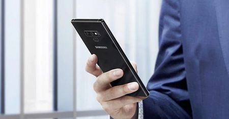 Polacy lubią trendy mobilne i wiedzą co nieco na temat bezpieczeństwa, ale...