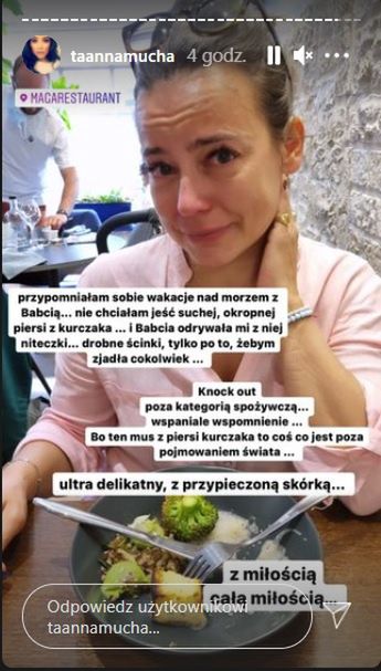 Zapłakana Ania Mucha nad talerzem z musem z kurczaka