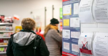 Pracownica poczty zdębiała. Seniorka chciała wysłać pieniądze do Turcji