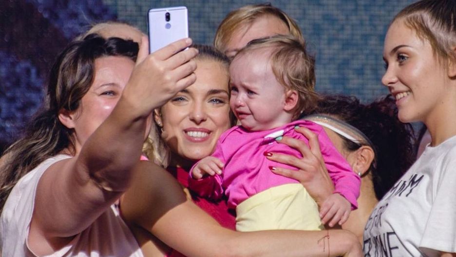 Magdalena Koleśnik w "Sweat" wciela się w rolę ambitnej fitness influencerki