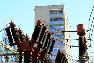 Polska wchodzi w atom. "Będzie trzeba wyszkolić ludzi"