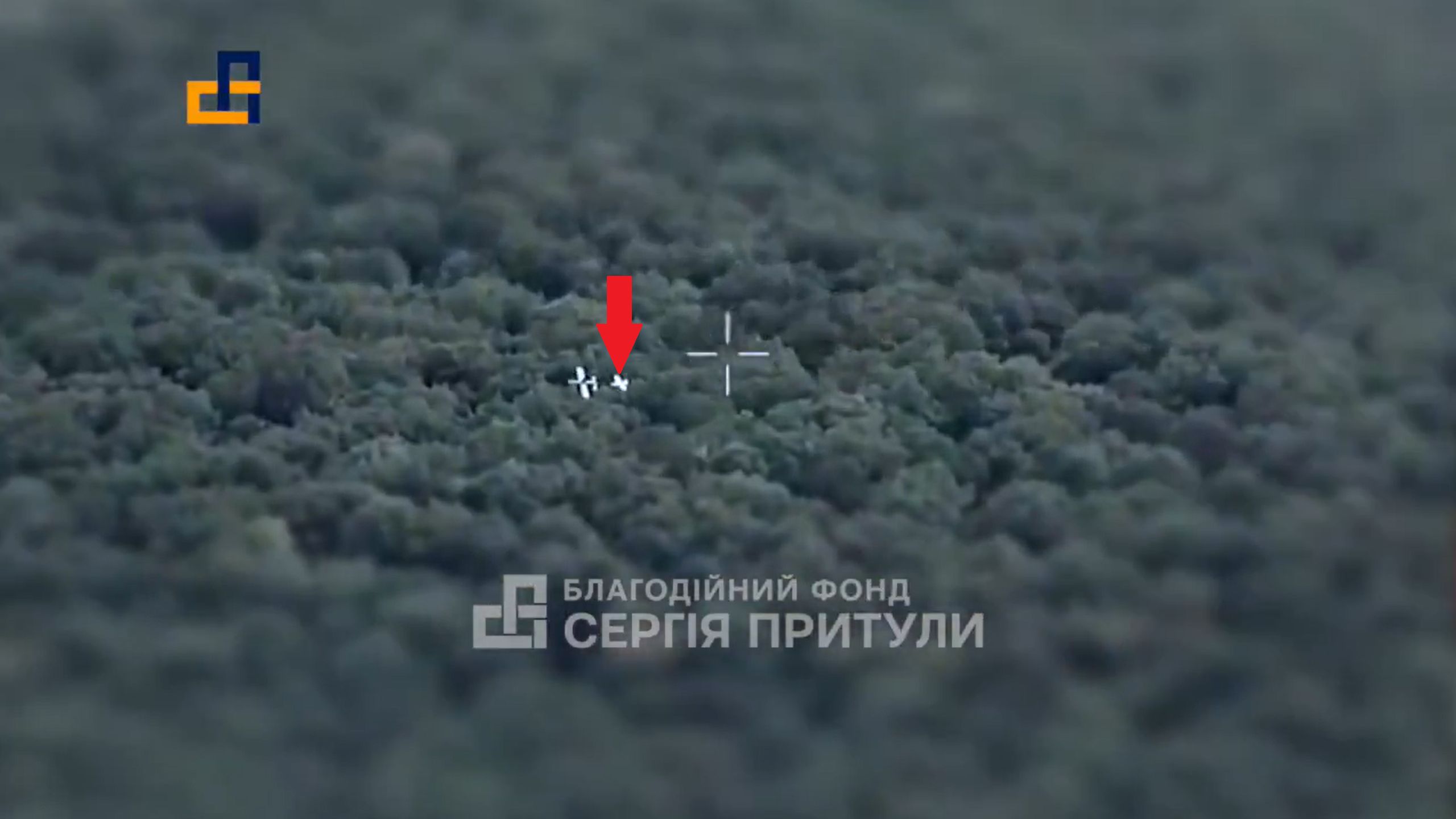 Ukraiński kontrdron tuż przed zestrzeleniem rosyjskiego Lanceta.