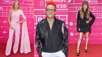 Celebryci lansują się na evencie w teatrze: Agnieszka Kaczorowska, Paulla i Michał Wiśniewski