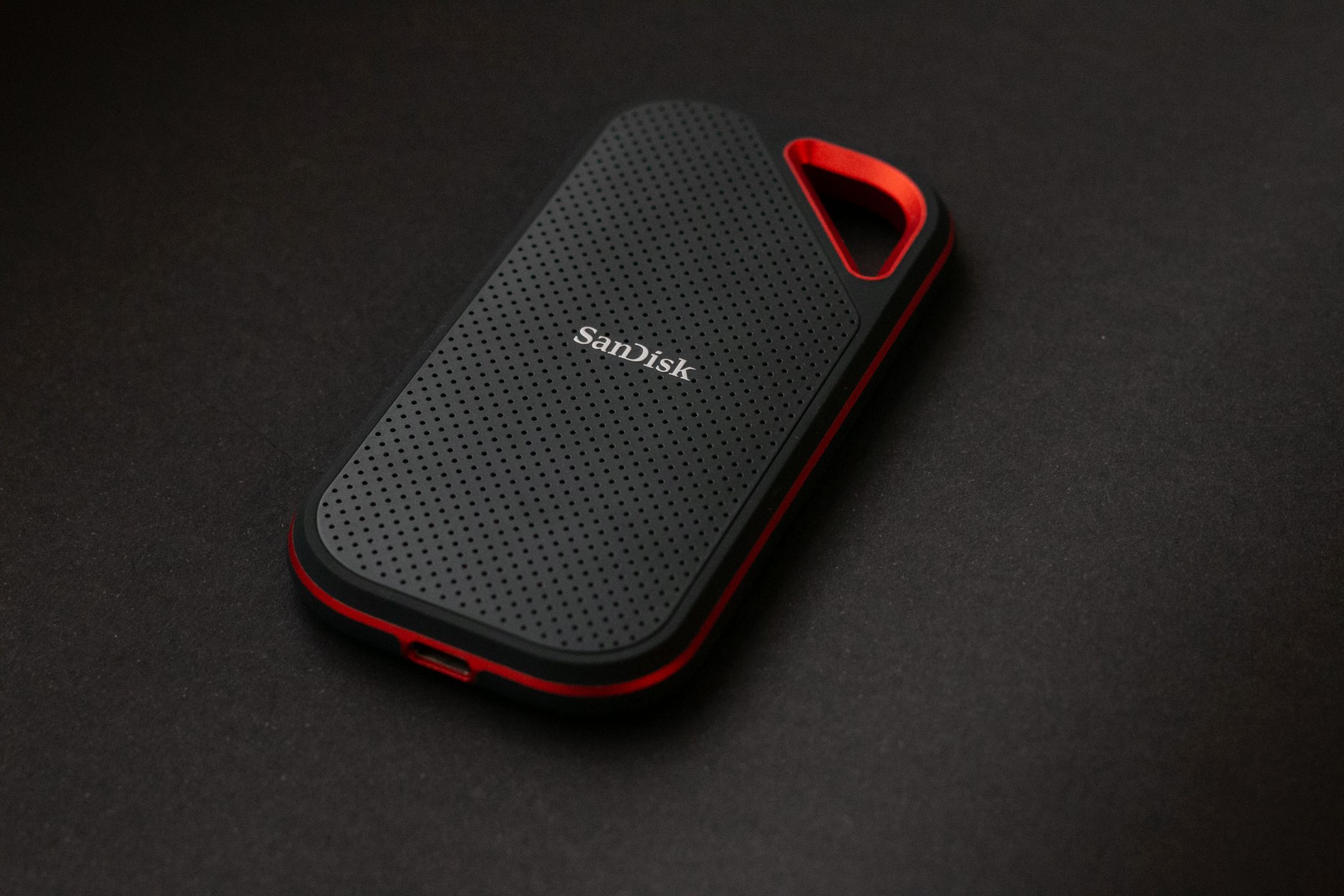SanDisk Extreme Pro Portable SSD 1 TB to mały wielki przenośny dysk 2