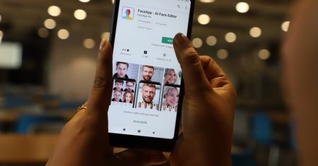 Jak usunąć FaceApp? Instrukcja dla użytkowników Androida i iOS-a