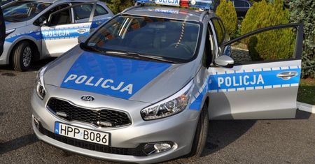 Policjanci zatrzymali agresywnego mieszkańca Knurowa. Zmarł w radiowozie