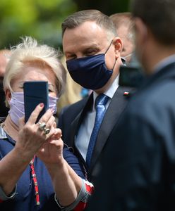 Bon turystyczny 1000 zł na wakacje. Prezydent Andrzej Duda mobilizuje rząd do przyspieszenia prac. Są jednak problemy