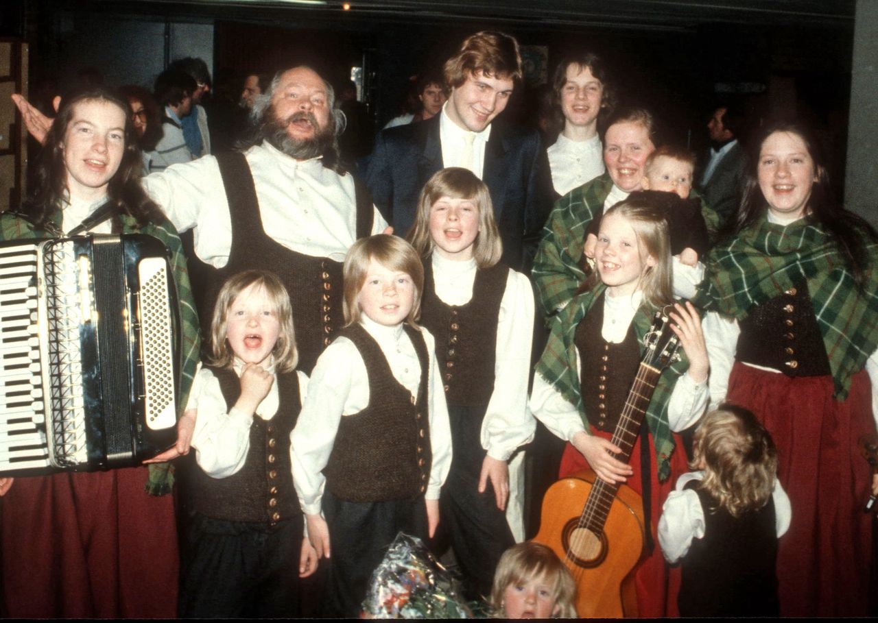 Rodzinny mit i jego pęknięcia. Mroczna historia Kelly Family