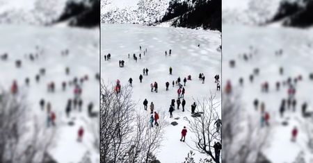 Turyści wchodzą na zamarznięte Morskie Oko. "Głupota ludzka nie zna granic"