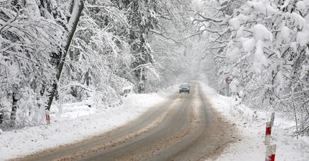 Wrocław. Trudne warunki na drogach. A4 zablokowana