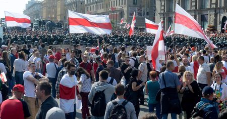 Białoruś. Marsz Pokoju i Niepodległości w Mińsku. W dniu urodzin Aleksandra Łukaszenki