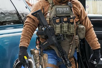 Sędziowie kontra Biały Dom. Tysiące wyroków podważają politykę migracyjną Trumpa