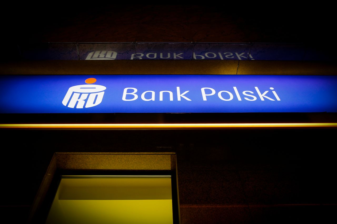 PKO Bank Polski oszczędza papier. W czerwcu podpis na ekranie złożysz w 500 oddziałach