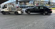 Warszawa: Spowodował kolizję po czym wysiadł z auta, wezwał taksówkę i uciekł z miejsca