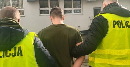 Chełmża. Uwięzili i dręczyli mężczyznę. Czterech podejrzanych trafiło do aresztu