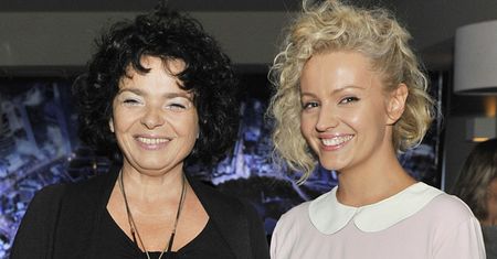Grochola miała raka płuc. Szelągowska mówi, jak się czuje jej mama. "Ja już zaczynam się nią opiekować"