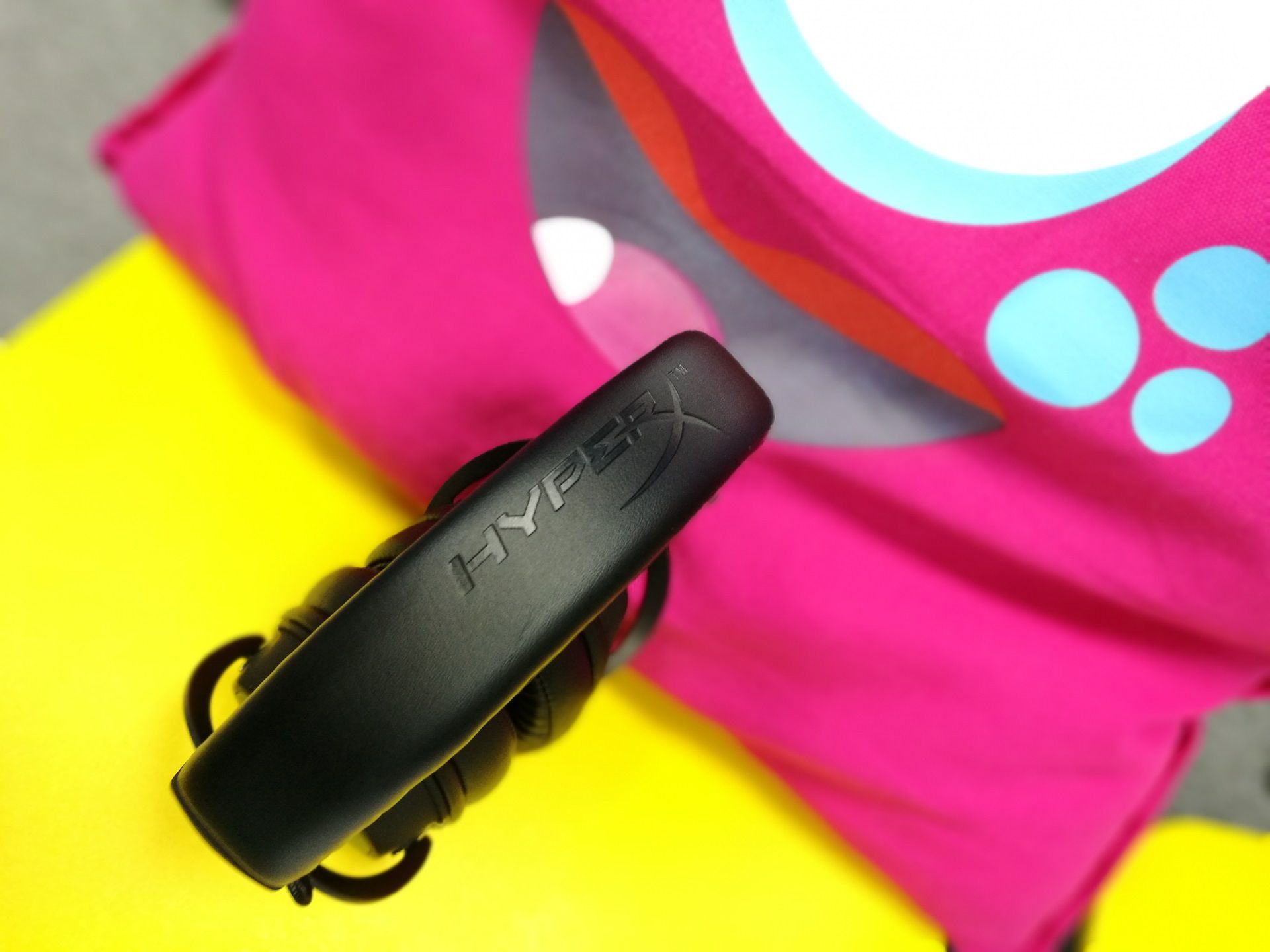 Sprawdzamy HyperX Cloud MIX. Czy jedna para słuchawek może trafić w wiele gustów? 5