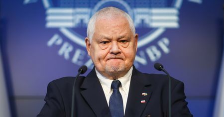 Sienkiewicz o rozmowie Glapińskego na molo. "Dalszy ciąg błazenady"