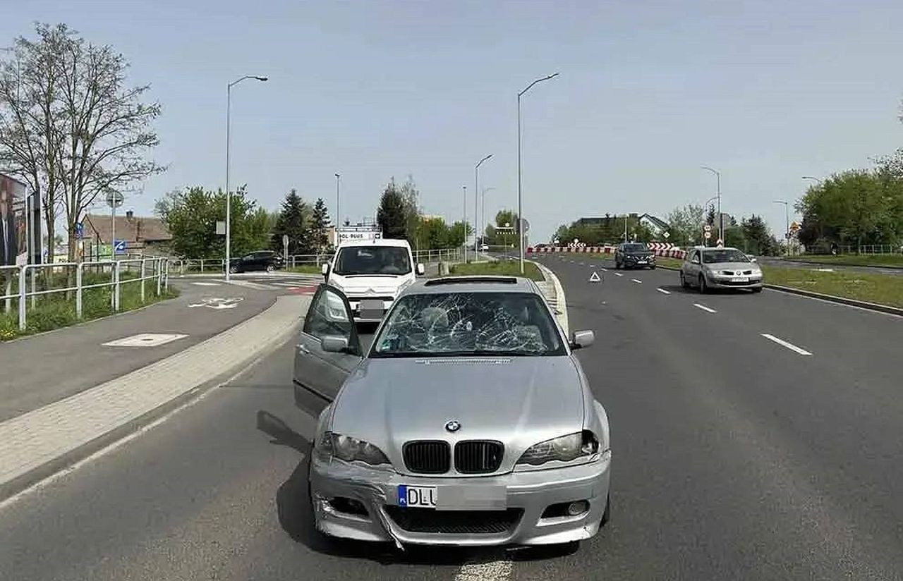 Groźny wypadek w Zielonej Górze. BMW wjechało w rowerzystę