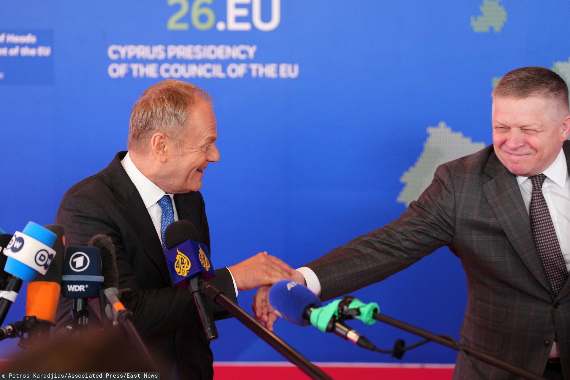 Tusk vs Fico