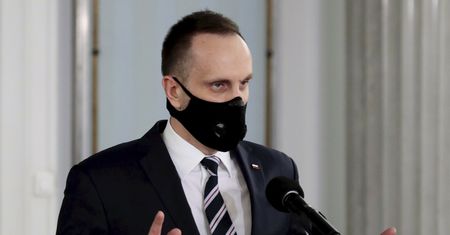 Janusz Kowalski postawił się premierowi. Teraz ma stracić stanowisko w rządzie