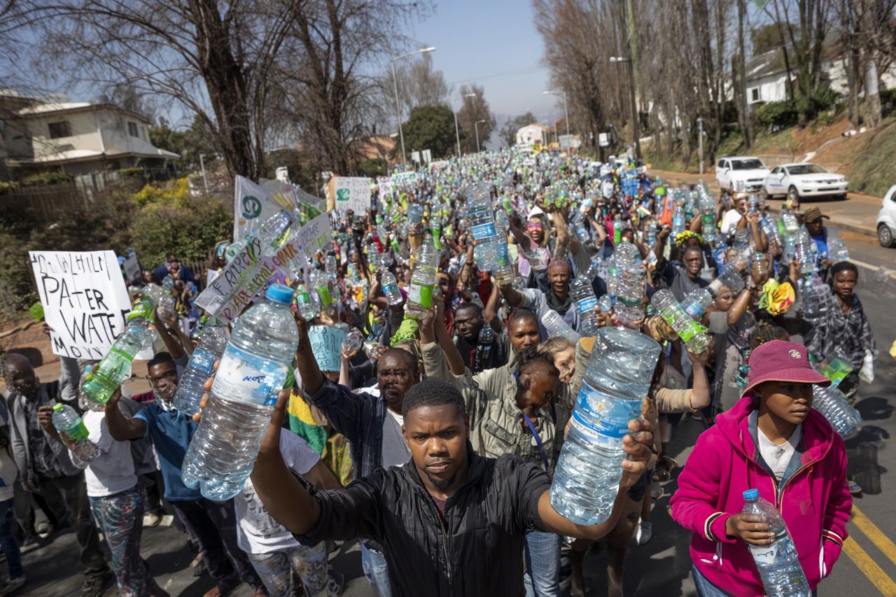 "Mafie wodne" żerują na suszy – protesty w Johannesburgu i desperacja w Hammanskraal