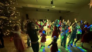 Wieluń: Pełna radości i wspaniałej atmosfery Zabawa Mikołajkowa w Domku Harcerza