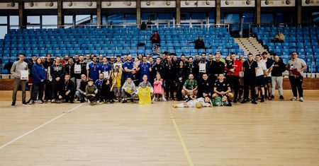 Sportowa rywalizacja i wielkie serca. „Gramy do jednej bramki” dla dzieci z „Pogodnego Domu”