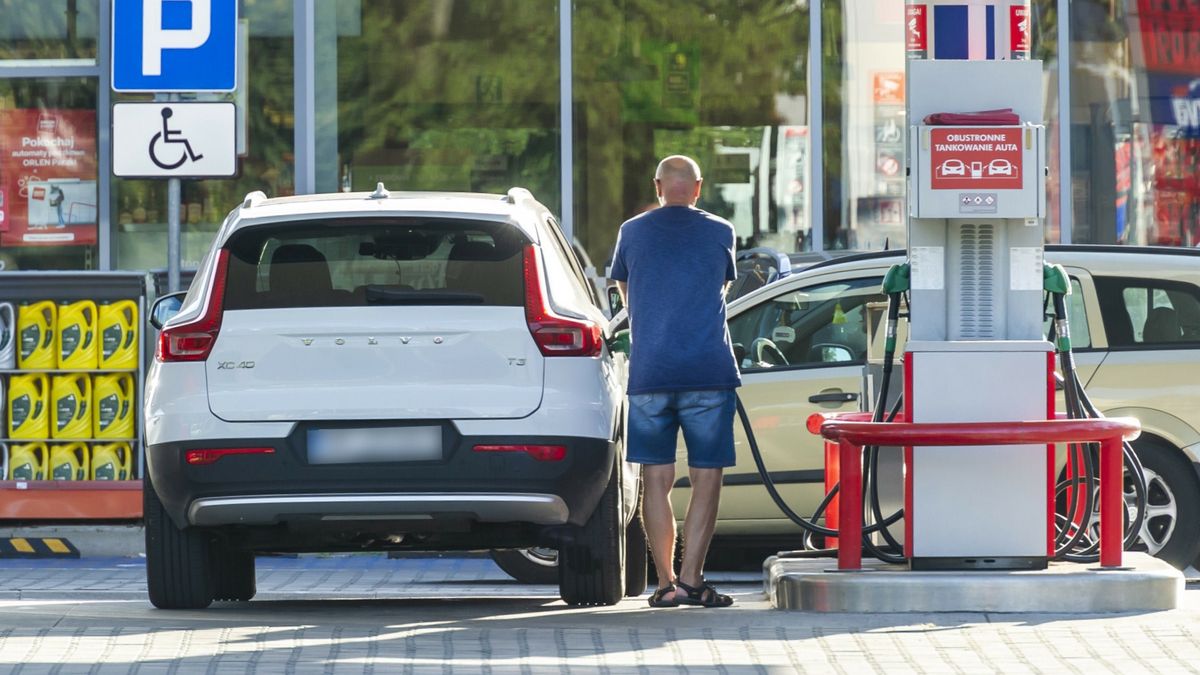 Taniej? paliwa na polskich stacjach22.09.2023 Elblag N/z stacja paliw  Orlen - paliwo ponizej 6 zlotychFot. Stanislaw Bielski/REPORTERStanislaw Bielski/REPORTER