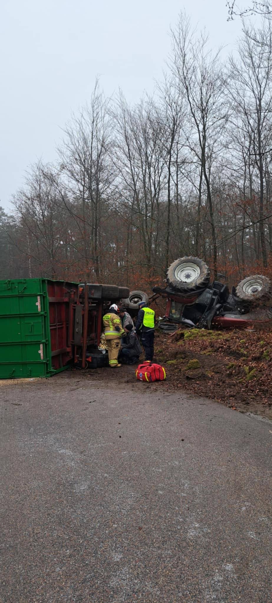 Fatalne warunki na drogach w Płocku i powiecie – IMGW ostrzega przed oblodzeniem i trudną pogodą